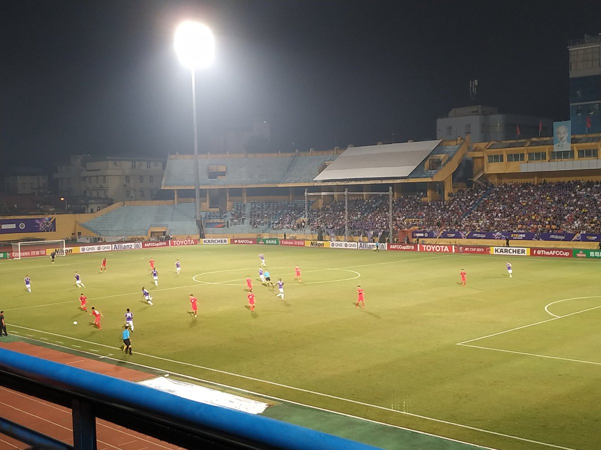 今井淳一 ハノイ 今日はここから ハノイfc Vs April 25 Sc 北朝鮮 Afc選手権東地区決勝戦 バックスタンドは余裕ありそうだが 座ってるメインスタンド側は通路までイッパイ リーグ戦は無観客試合処分だからハノイサポには待望の試合かな 北朝鮮クラブ 今井淳一 ハノイ 今日はここから ハノイfc Vs April 25 Sc 北朝鮮 Afc選手権東地区決勝戦 バックスタンドは余裕ありそうだが 座ってるメインスタンド側は通路までイッパイ リーグ戦は無観客試合処分だからハノイサポには待望の試合かな 北朝鮮クラブ