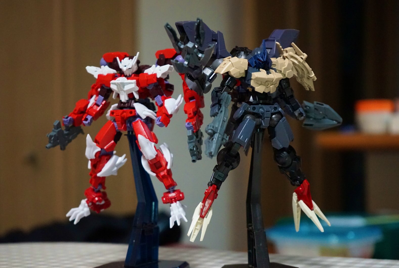 フジサンダー 4本腕フェチによる4本腕フェチのための 30mm うひょー どっちもかっちょいい T Co Tmz8ikdoon Twitter