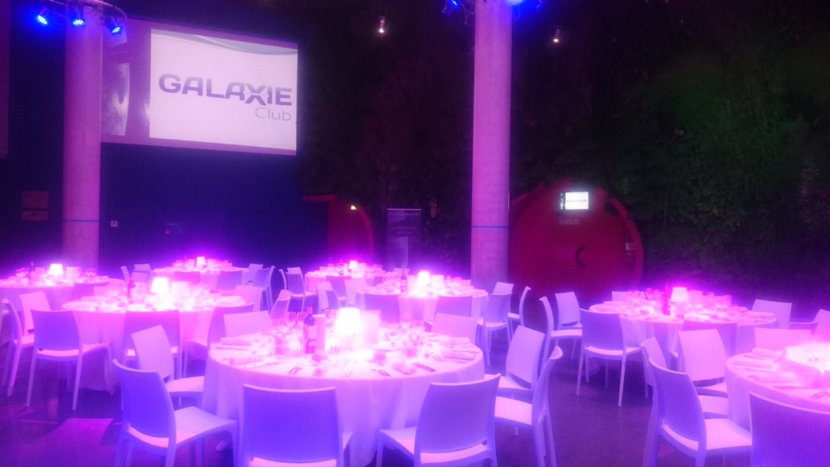 En direct de la <a href="/CiteEspace/">Cité de l'espace</a>, 115 invités du dîner débat organisé par le <a href="/ClubGalaxie/">Club GALAXIE</a> prennent place, pour assister à l'intervention de Geneviève Fioraso, ancienne ministre et pdte <a href="/irtSaintEx/">IRT Saint Exupéry</a>.  Elle evoquera le <a href="/GlobalSpace_T/">Global Space in Toulouse</a> &amp; les enjeux du #spatial.
