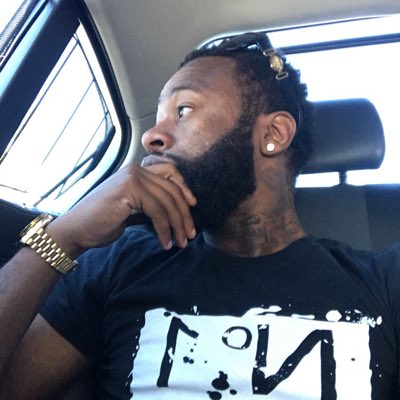 FOAOGBUDDAB's tweet photo. #NewProfilePic https://t.co/EvhHpYibmS