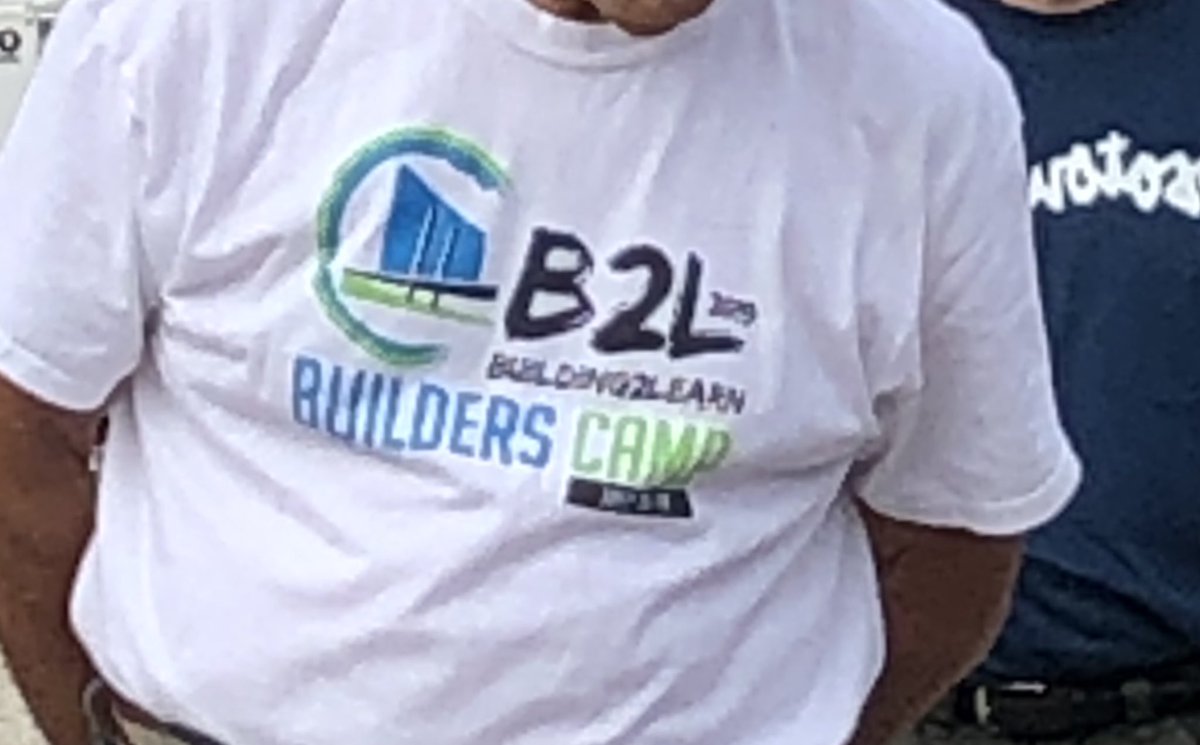 BDSUP2020's tweet image. Job well done to my shipmates Victor from Messer and Brown Deer’s very own Anthony! Hats off to ALL HANDS BOATWORKS where students learn to work with their heads, hands and hearts! #Build2Learn