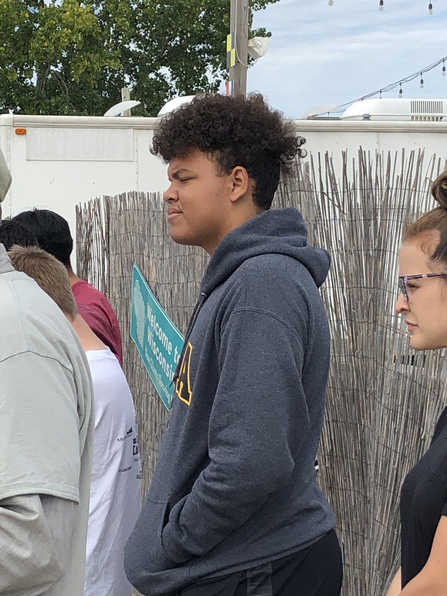 BDSUP2020's tweet image. Job well done to my shipmates Victor from Messer and Brown Deer’s very own Anthony! Hats off to ALL HANDS BOATWORKS where students learn to work with their heads, hands and hearts! #Build2Learn