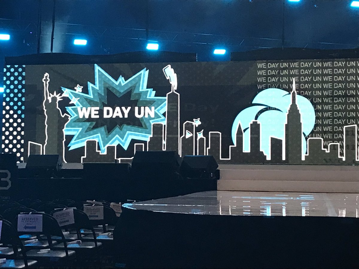 SandhyaS_bcds's tweet photo. @WEMovement  A superhero means to help others’ out when they need it most. A superhero can also change a person’s life with one act of kindness. #WEDAY https://t.co/gZwAB08RfL