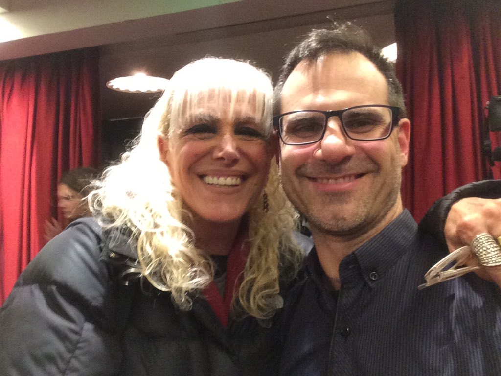 Encontrandome con <a href="/valerialynch/">Valeria Lynch</a>