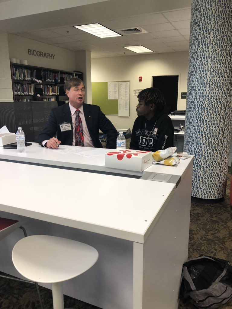 ngfields2003's tweet photo. Huntsville Rotary Club kickin’ off STRIVE @leehighhsv . Best mentoring program ever ... and they feed us! https://t.co/NOx7WtbXFm