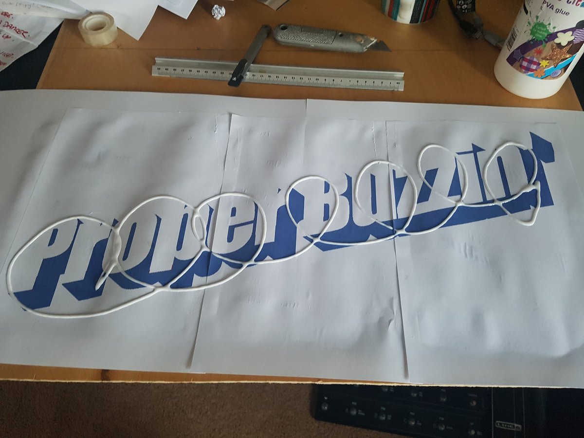 Proper Buzzin' tweet media