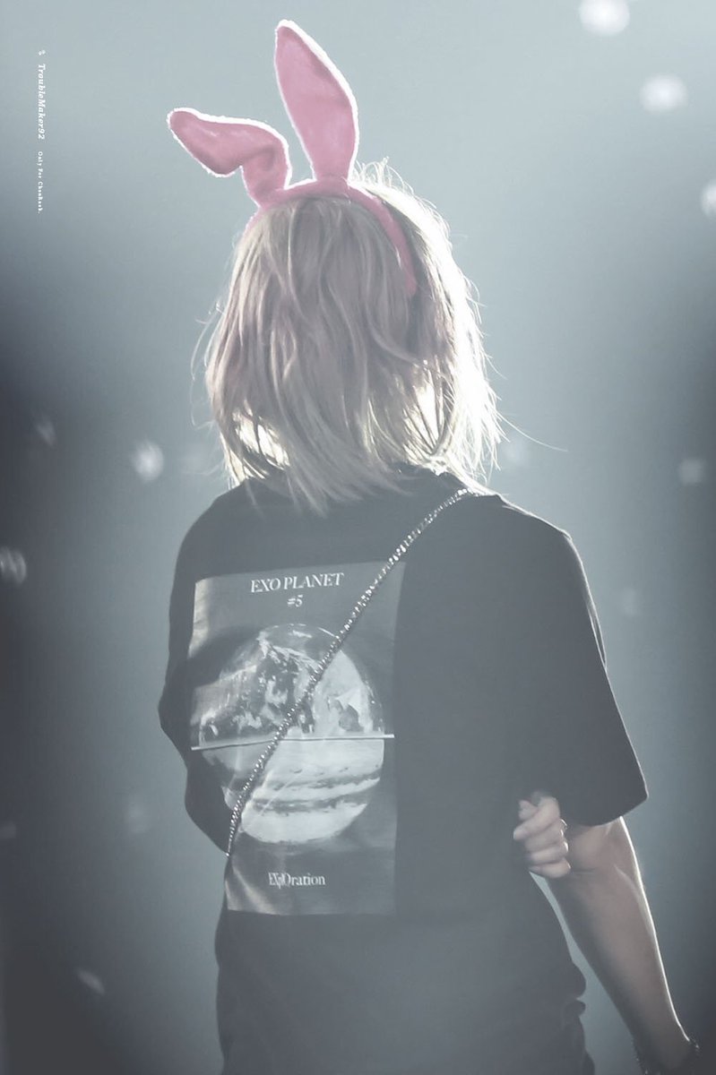 wooriB__'s tweet photo. ยืนเหมือนเดิมเลยยย ท่าประจำคนสวย เพิ่มเติมคือเปนสาวแล้วจ้า ☺️✨ https://t.co/yBi5FvGRwQ