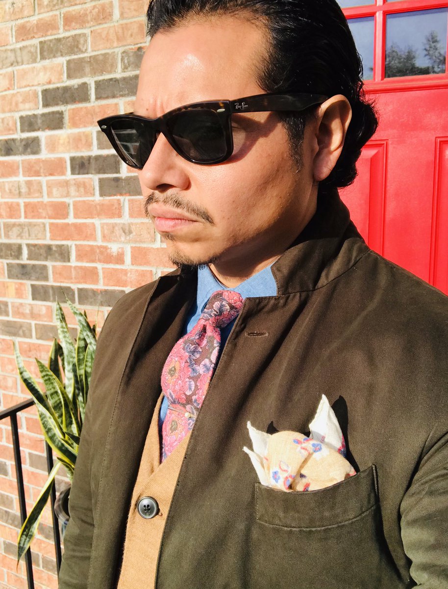 elVagabundoBK's tweet photo. Rice &amp; shine FELLAS!!😎🤙🏼
#mensfashion #menstyle #workwear #menswear #rayba #jcrew #lifestyle #vintage #elvagabundostyle #fashionconsultant #fashionphotography #commercialphotography #elvagabundobrooklyn https://t.co/lvhL3RuH7s