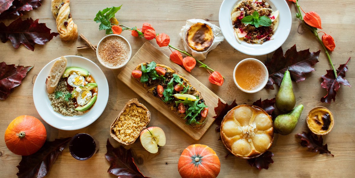 Get your fuzzy socks and scented candles ready because our World of Warmth Fall Menu is officially available in all of our restaurants today. ๐คค๐๐ #WorldOfWarmth #fall2019 #vegan #lepainquotidiennl https://t.co/CLXUlYNoMb