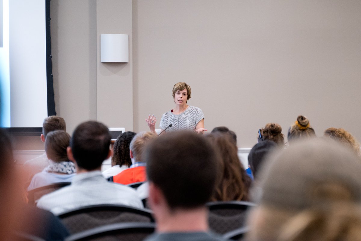 AssumptionNeuro's tweet photo. Many thanks to Neuropsychologist, Dr. Phillips for a fantastic presentation! #Neuroscienceiscool!
@AC_Science @AC_Psychology @AssumptionNews https://t.co/wugwyBJNL1