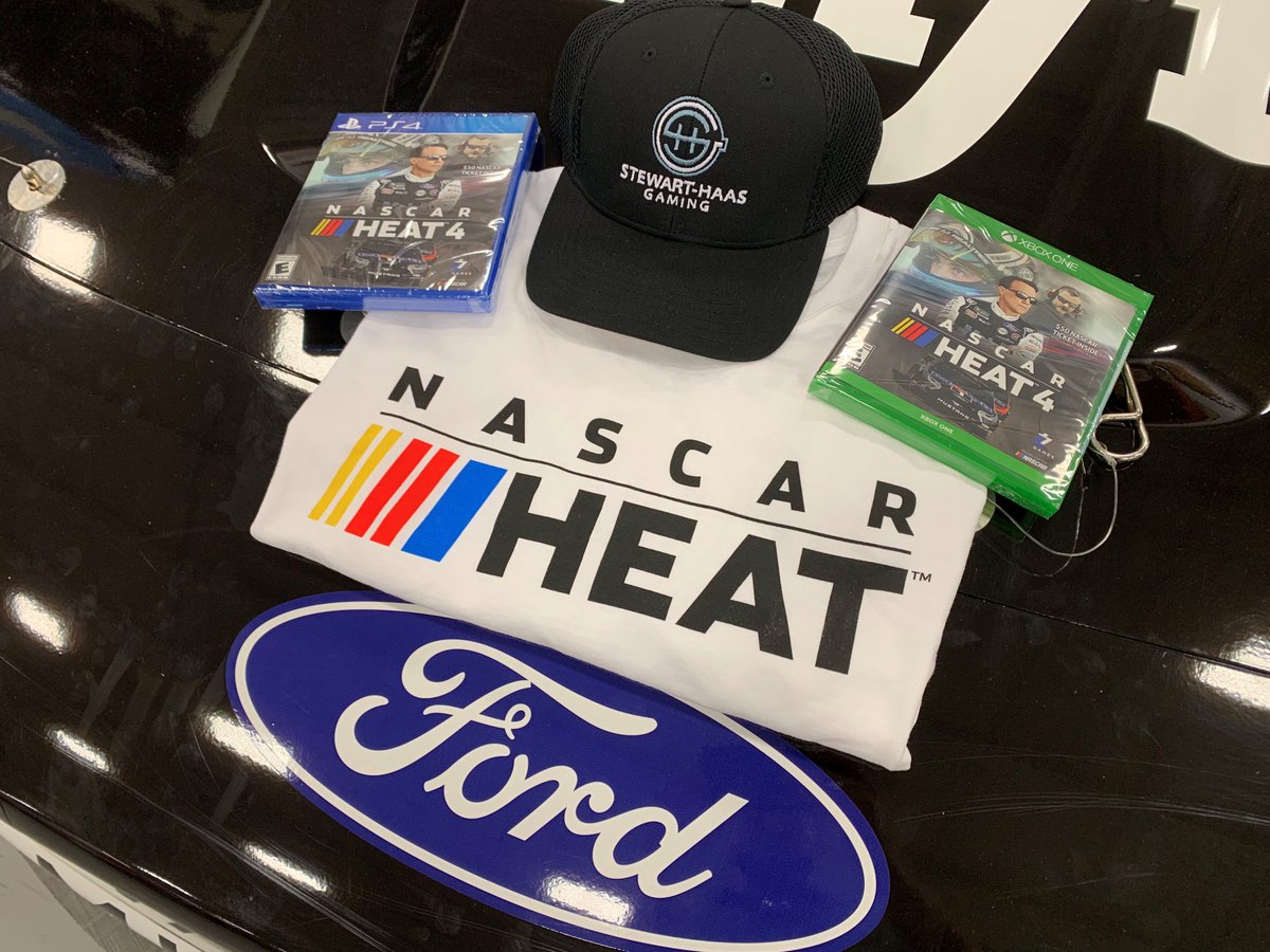 🚨GIVEAWAY ALERT🚨

Before tonight's #eNASCARHeat Pro League race at <a href="/kansasspeedway/">Kansas Speedway</a>, we are giving away a copy of #NASCARHeat4, a #NASCARHeat t-shirt and a #SHGaming hat!

How can you win? FOLLOW @StewartHaasGmng &amp; RETWEET this tweet. The winner will be chosen at 7:00 PM (ET).
