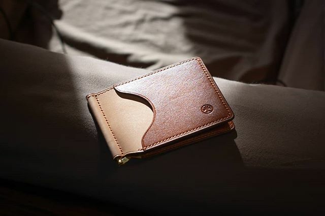 Sekula_leather's tweet photo. Light in the shadow.
Catching the moment with money clip wallet. 
More pictures in previous posts. https://t.co/Q8myWk8oYA https://t.co/02xGVHbto4