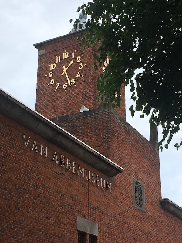 G14 | by GvE (@generatie14) on Twitter photo Ter voorbereiding op het seminar Growth Hacking op 3 oktober a.s. waren we vorige week op bezoek bij het <a href="/vanabbemuseum/">Van Abbemuseum</a> in Eindhoven. Wat een prachtig museum! Ter voorbereiding op het seminar Growth Hacking op 3 oktober a.s. waren we vorige week op bezoek bij het <a href="/vanabbemuseum/">Van Abbemuseum</a> in Eindhoven. Wat een prachtig museum!
