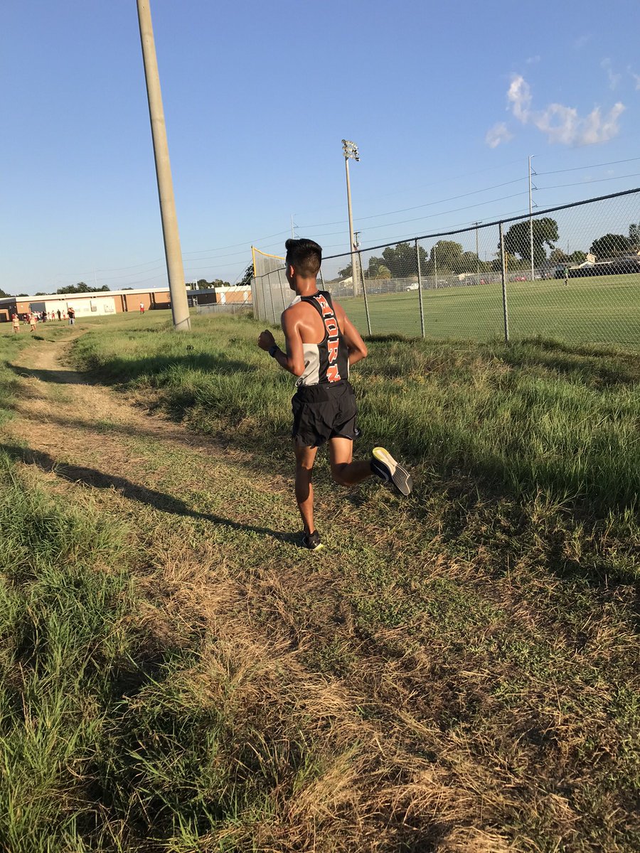 Lennard Cross Country tweet media