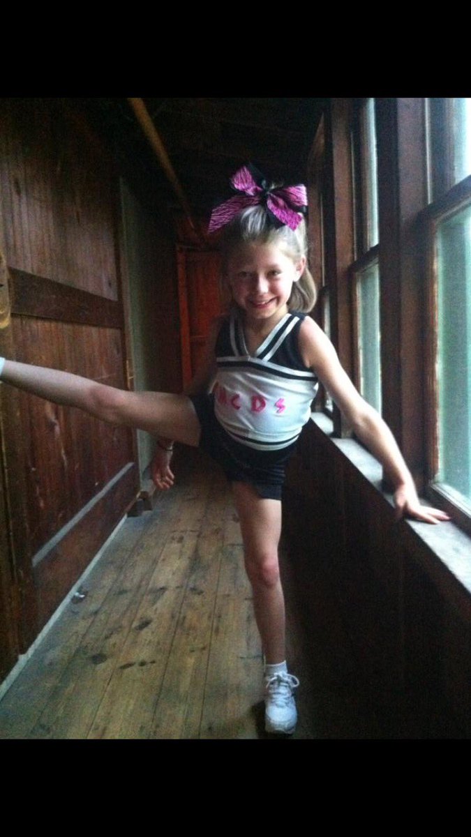 BiddefordC's tweet photo. And next up for the sophomore class is Mariah Bayley an amazing main base on the team 
Nickname-riah
Favorite color-purple 
Years of cheering-8
Favorite thing about cheer-stunting
Height-4’11
Favorite cheer memory-winning states https://t.co/gfFwgQm9a7