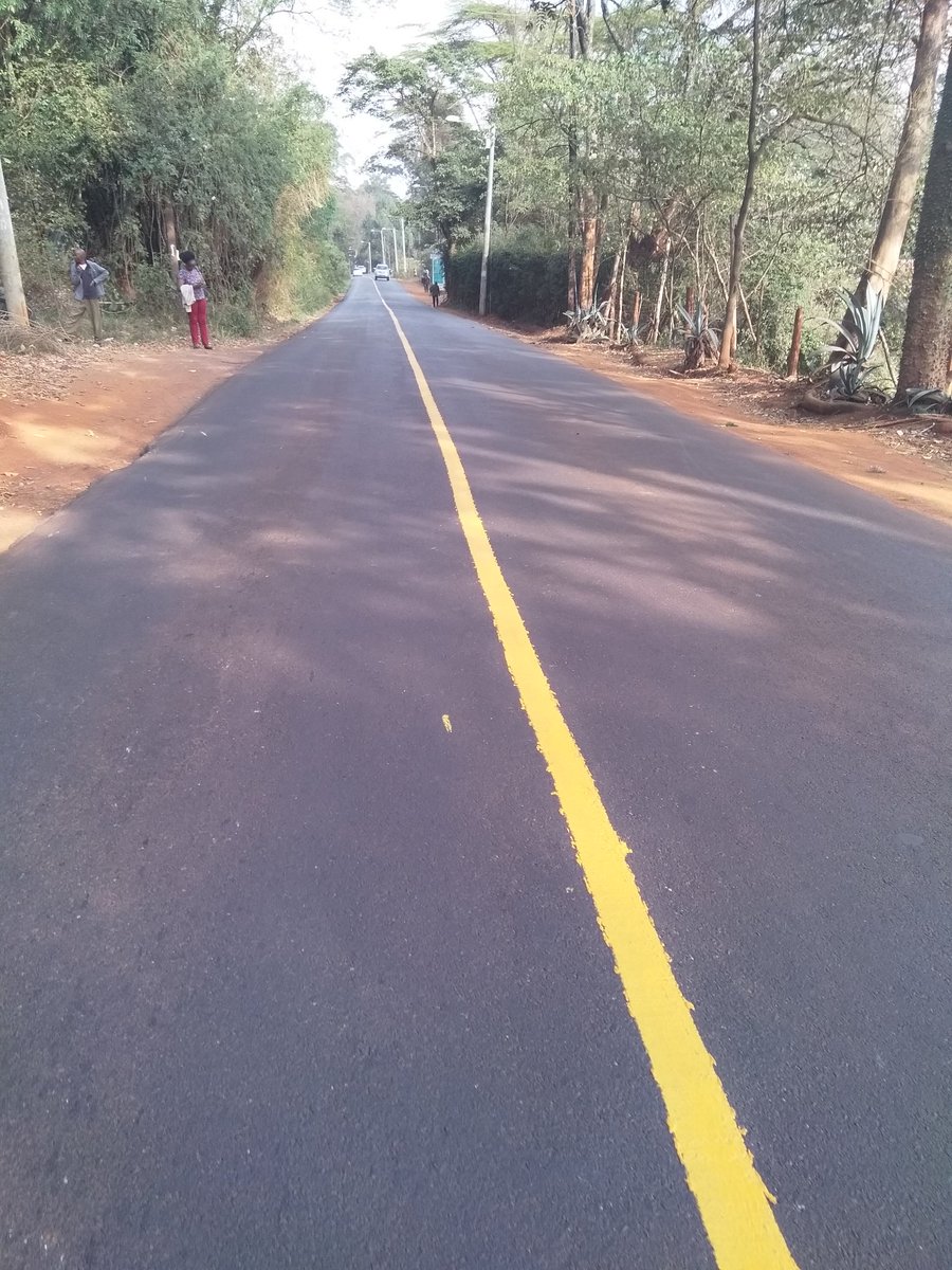 KenyanTraffic's tweet photo. Finally They Have Stripped Peponi Road! Thanks Governor @MikeSonko via @mickeykits #KenyanTraffic 
https://t.co/YB2yinJrXL