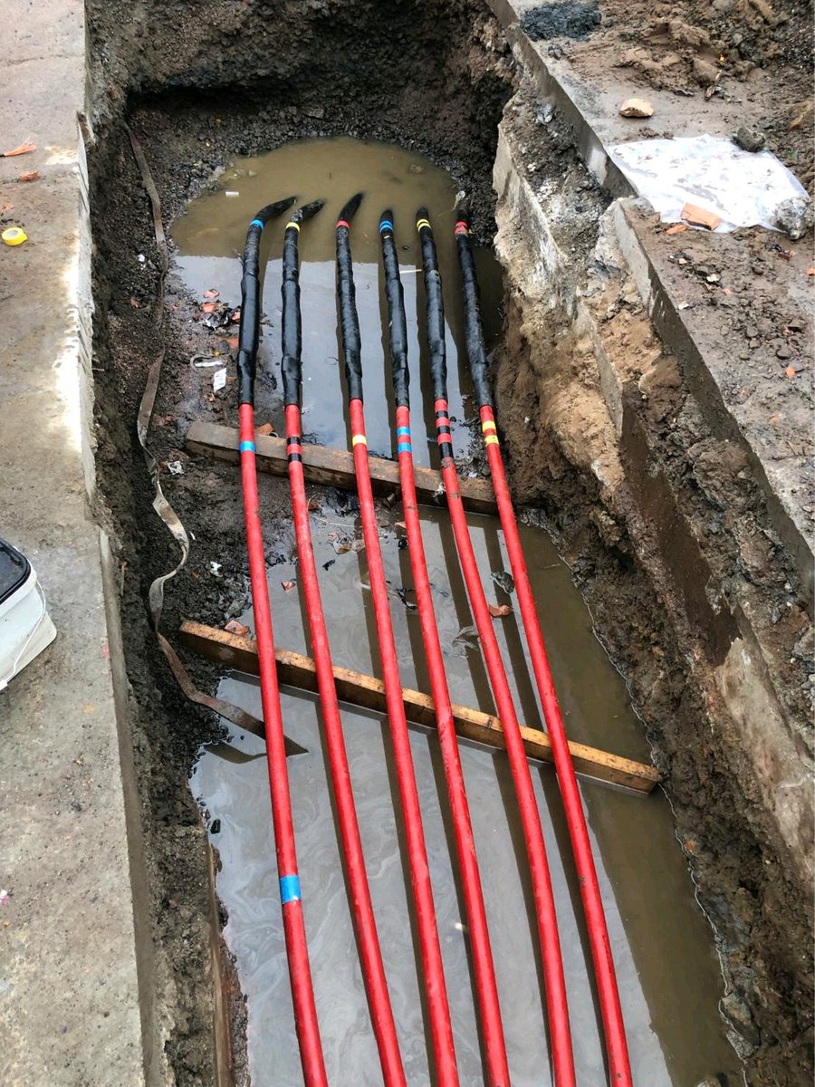 SPS_UK's tweet photo. All done and living in water by the looks of things
#cablejoints #jointkit https://t.co/TJLF84wj4Q