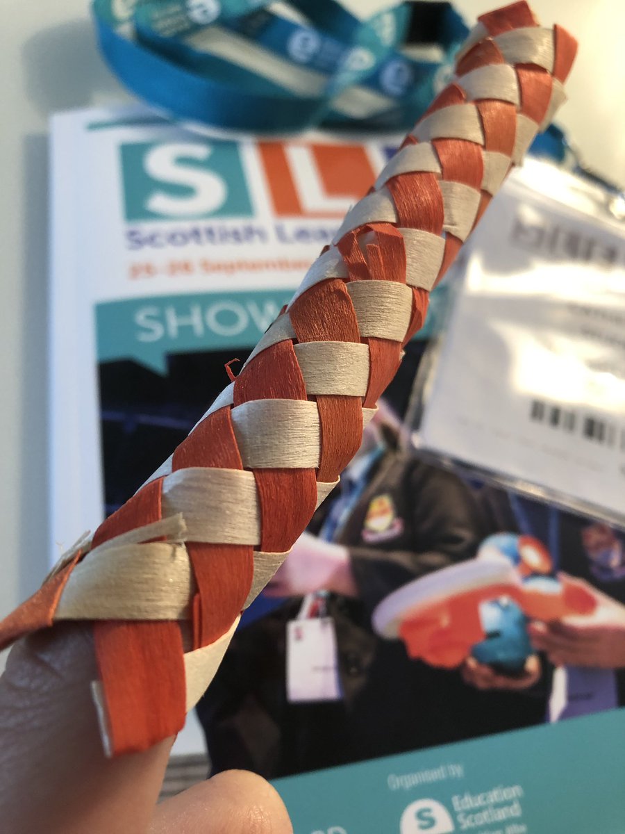 PEmisspalmer's tweet photo. #SLF A man from @HeadStrongNLP asked me to place my finger in one end of this finger trap and free myself. I pulled until the trap started breaking; the more i fought, the more it fought me. The analogy: move *towards* and *share* bothersome feelings in order to be free of them. https://t.co/4Y6NYXOwtf