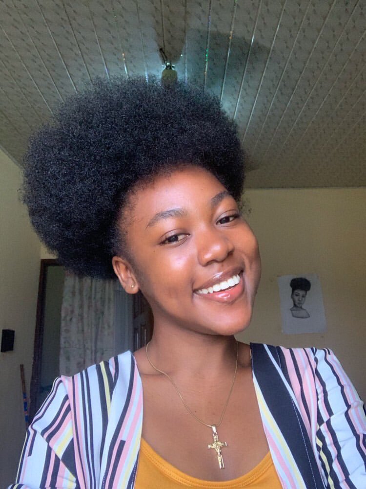 voiceofugbs's tweet photo. Our Woman Crush for this week is... Eyram

Full name: Eyram Adzo Agbeshie 
Level: 400
SHS: Wey Gey Hey
Hall: Pent
Hobbies: talking about skincare 
Star crush: @themichaelealy
Dream guy: Handsome, Rich, Godly (in that order🙃)
@eyramAA

Ghana Mahama Buhari Girls #WonderBoyAlbum https://t.co/yntZfjoXBY