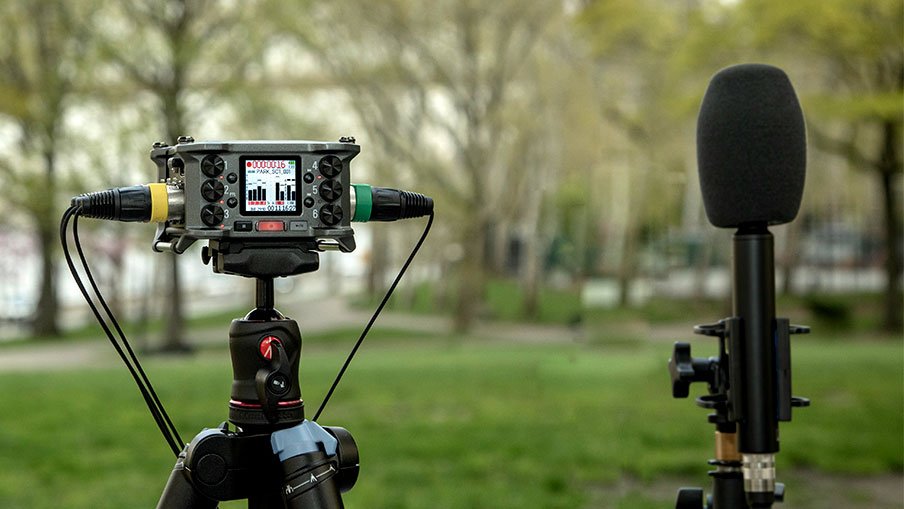 uptone_pl's tweet photo. @ZoomSound i @SennheiserUSA to jedni z kluczowych graczy na rynku branży audio-video kierowanego do twórców VR. Kolejne wielościeżkowe rejestratory #F8n i #F6 otrzymały właśnie certyfikację i pełną zgodność z technologią dźwi��ku przestrzennego #AMBEO. https://t.co/km5jvgv8yg https://t.co/a9CokJgiX4