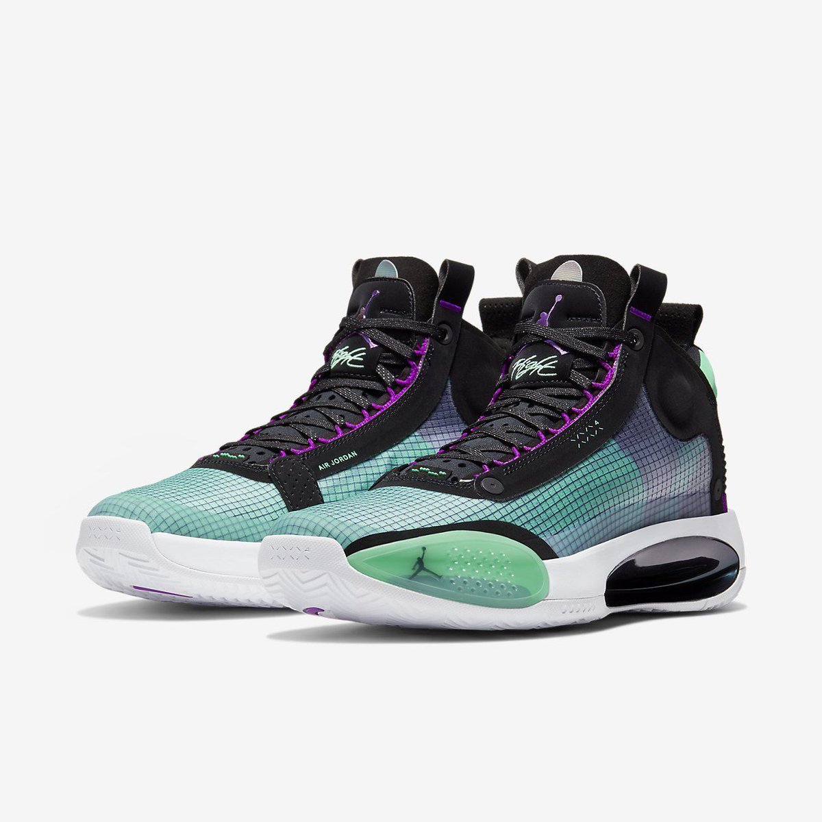 JrUKEAbbb3 Nike SNKRS https 