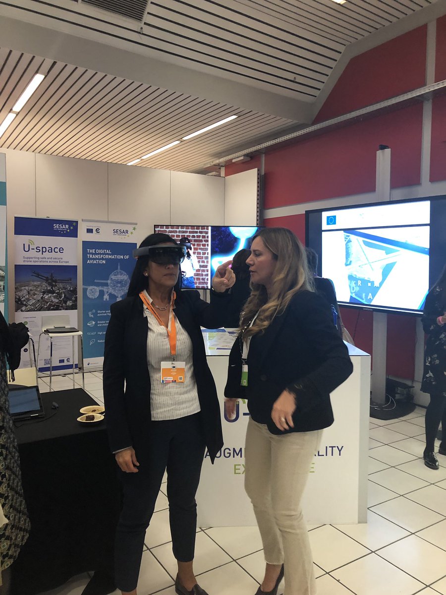 SESAR_JU's tweet photo. Thank you to @graziavittadini @ErrardN &amp; colleagues from @Airbus for dropping by to the @SESAR_JU stand at #RiDaysEU &amp; trying out some of the innovations for aviation delivered by the partnership! #digitalaviation @RETINA_Project @SAFE_EU @EUScienceInnov @Transport_EU https://t.co/cVLMS6LGQ0