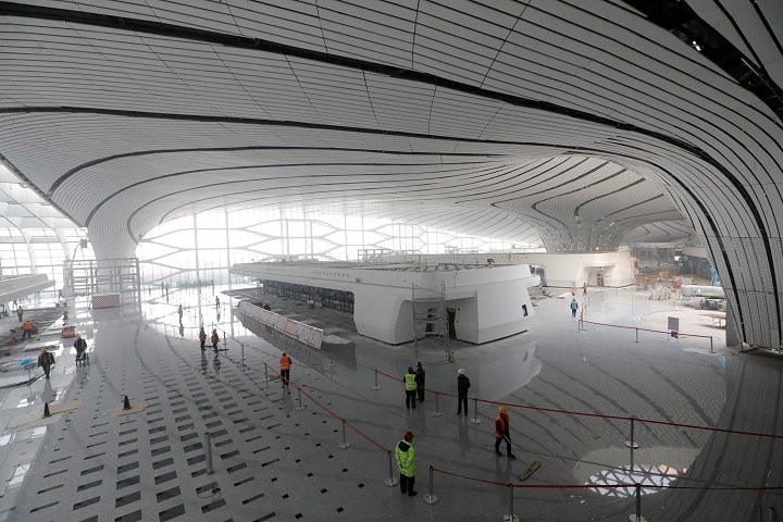 JoseCardenas1's tweet photo. Inicia operaciones el nuevo mega aeropuerto internacional de China https://t.co/fwzT5mB8Yb https://t.co/W5j16QL1El