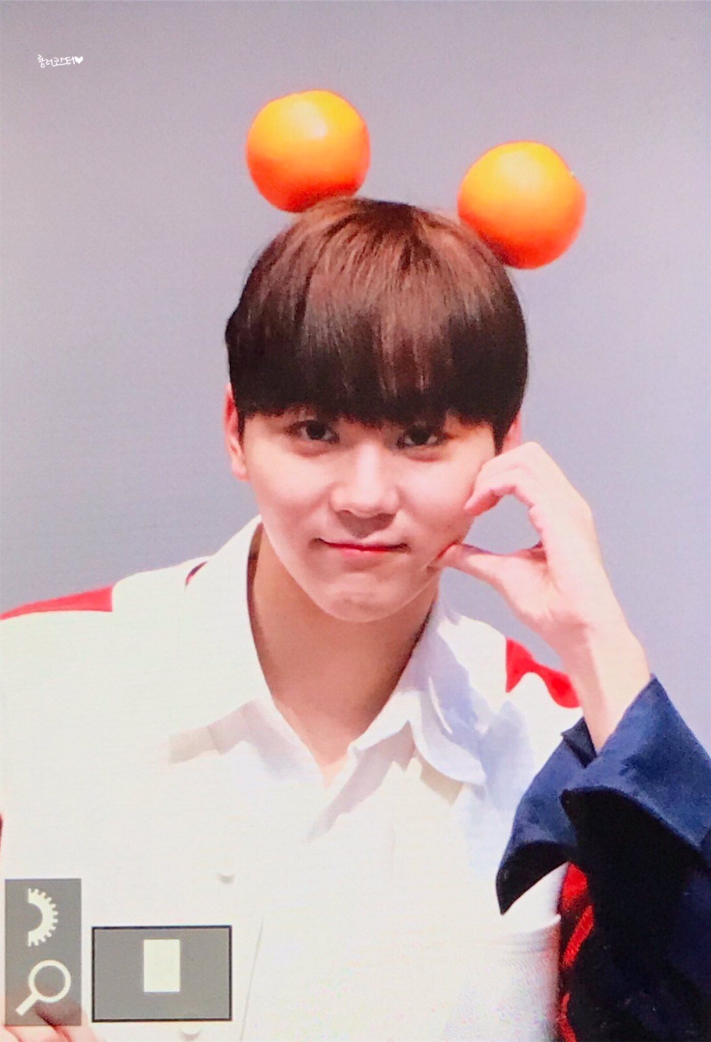 부승관의 사랑스러움 on X: "오늘은 귤 3개 하트 1.5개☺️💖🧡 https://t.co/RSzrJzfxTt" / X