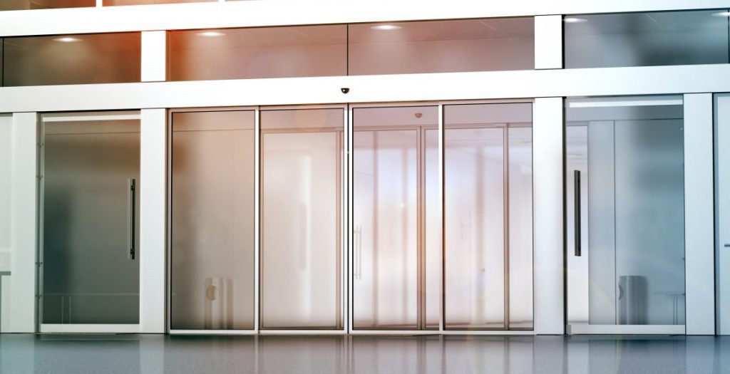 LocksTriangle's tweet image. #Automaticdoors effectively contribute to #energy saving and reduce annual #heating and #cooling costs. #Doors open only when activated and automatically close so to eliminate the doors being left open.