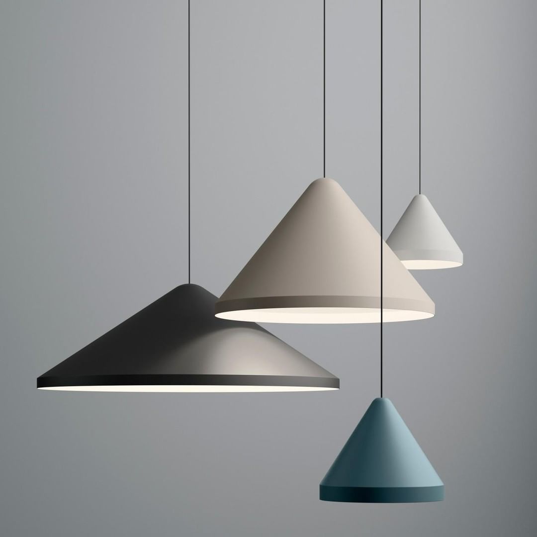 Wow_Lighting's tweet image. From black to blue, @VibiaLight NORTH hanging lamp color palette looks delicate and refined. Designed by @Arik_Levy.

bit.ly/2nd7lBH

#wowlighting #vibiaMILES #vibia #NORTH #lightingdesign #lightinginspo #colordesign #ariklevy