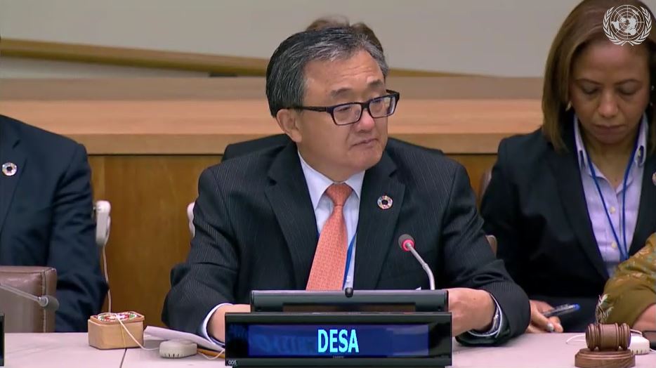 UNDESA's tweet photo. Opening the #SDGBizForum, UN DESA head Liu Zhenmin encourages businesses to "consider ways in which you can step up efforts for a better future for all" and accelerate action for the #SDGs.

https://t.co/H5w1AZm13q https://t.co/C6FTVlvWxa