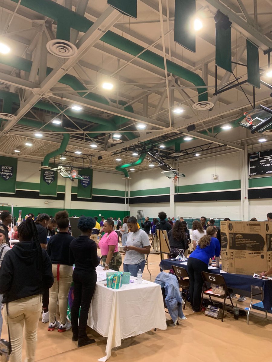 ToddlorTodd's tweet photo. Cincinnati Public attends the Health Fair.  #iamcps https://t.co/KzhGcIbJxp
