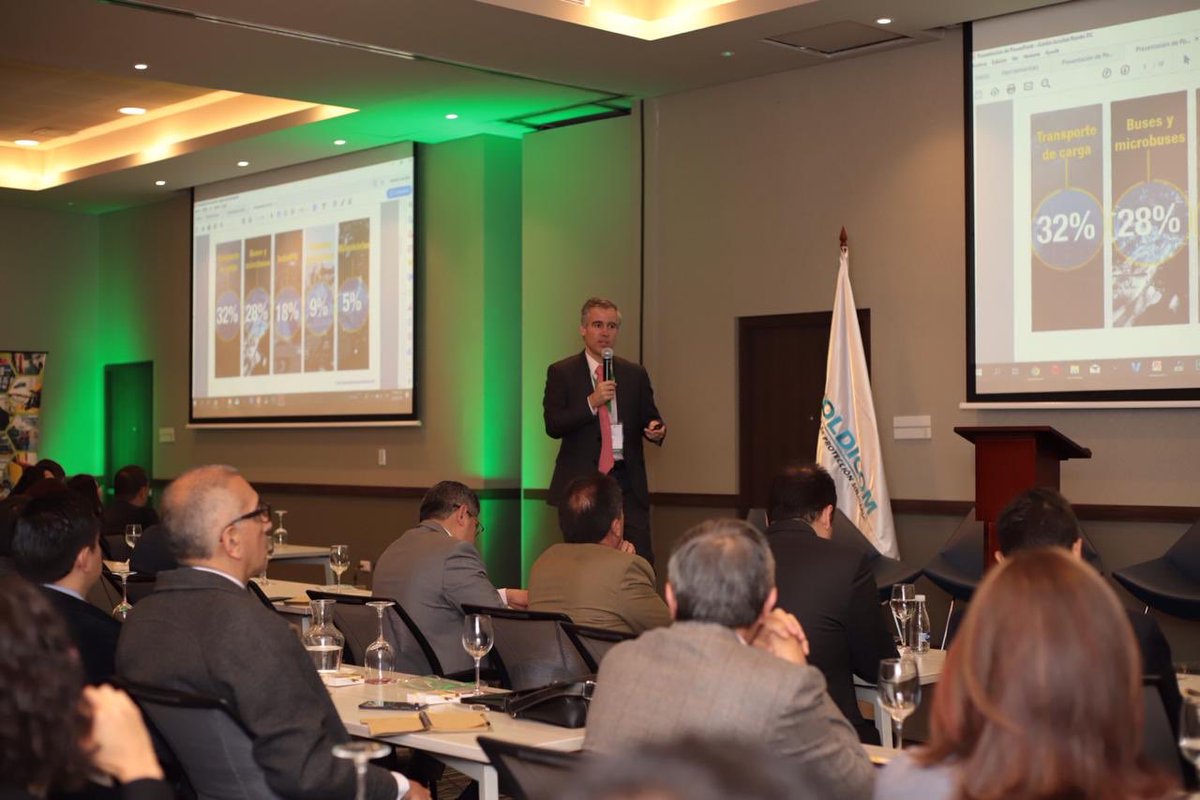 FondoSoldicom's tweet photo. #IIForoSoldicom “En diferentes ciudades de Colombia se vive en alerta constante por contaminación. 580.000 vehículos convertidos a gas natural vehicular en los últimos 15 años” Orlando Cabrales. https://t.co/HrURDCYTaV