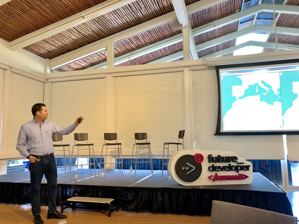 avharsh's tweet image. Great start to #FutureDev with insightful sessions from DevRel leaders @leanmarg @lorifraleigh @andreascon and others.
Looking forward to another great day ahead @SlashDataHQ