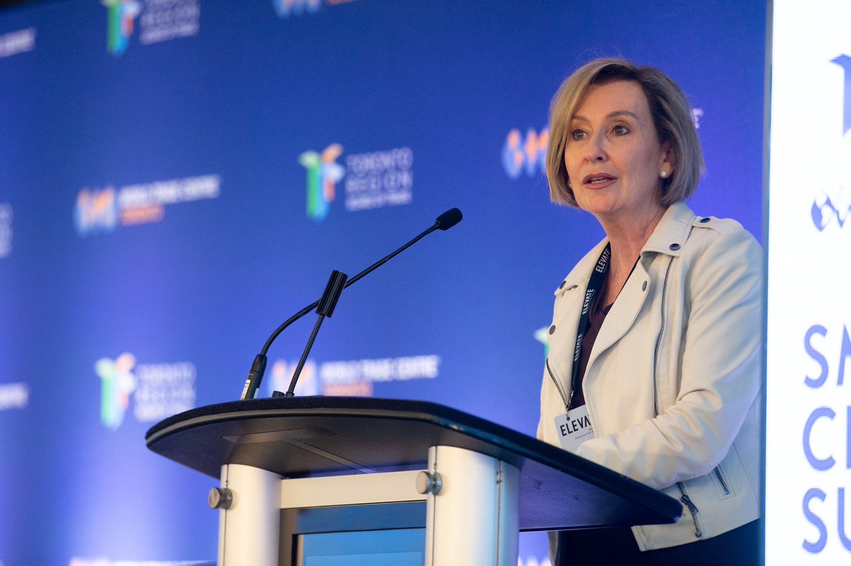 "Smart City solutions are about aligning infrastructure, transit, energy, talent, &amp; all the policies, gov't bodies, businesses &amp; civic organizations that bind those pillars together." - <a href="/desilvajanet/">Jan De Silva</a> at today's #SmartCitiesTO Summit. Stay tuned as we live-tweet! #ElevateTechFest
