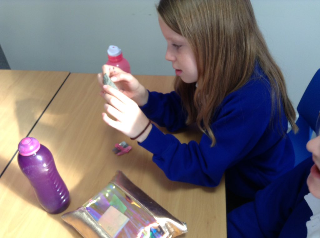 latimerprimary's tweet image. Year 6 have had a fantastic afternoon learning about the famous fossil hunter Mary Anning and and discussing what animals might have made different types of fossils #LatimerScience #ClassBL #ClassAM