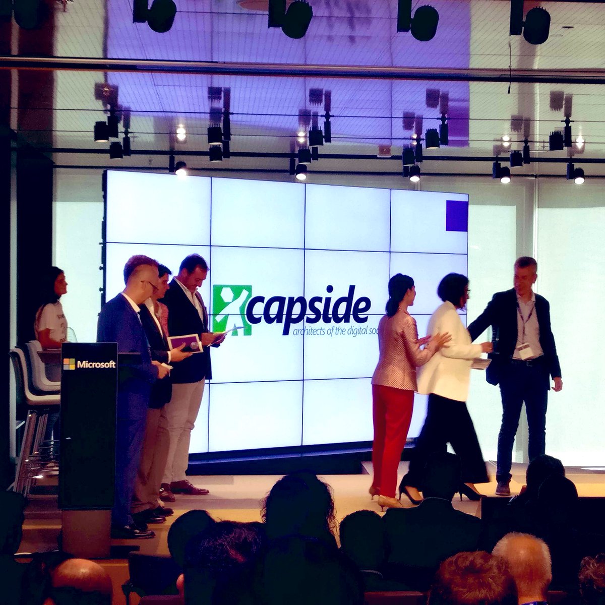 capside's tweet image. Hoy hemos recibido dos premios en el #MicrosoftPartnerDay: Partner del Año y mejor solución #OpenSource ☺️

Muchas gracias a @MicrosoftES por reconocer el trabajo de nuestro equipo y ¡enhorabuena a todos los premiados! 👏

—
#capsideAzure #OneNTT #PartneroftheYear #Azure