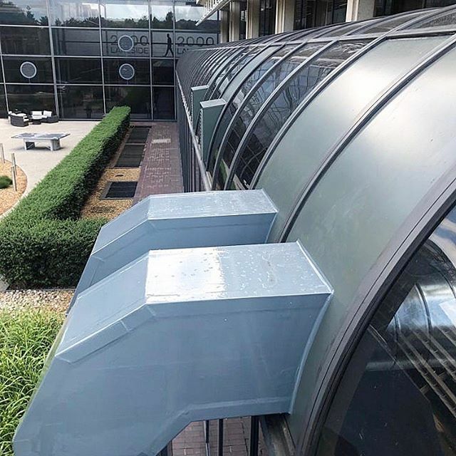 CedarMechanical's tweet image. Quality workmanship should be a given. We except nothing less. #cedarmechanical #ductingsolutions #solutions #ventilation #cladding #window #curvedwindow #uk ift.tt/2l4s9um