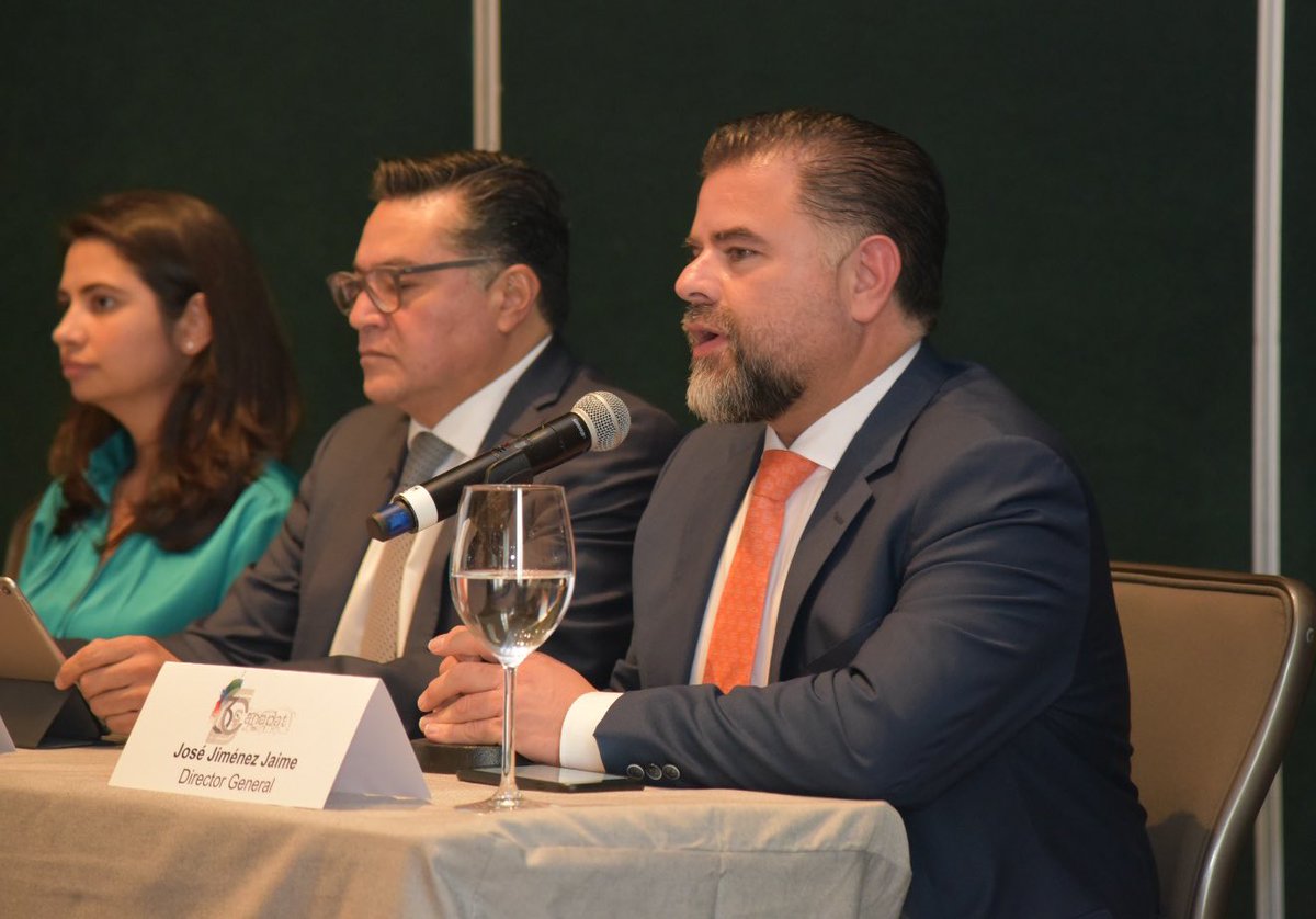 revistatyt's tweet photo. Con el binomio #EPA07/#Euro5 sí puede funcionar con diesel regular, la cobertura de 75% de #DUBA es insuficiente : @Josejaimemexico @CANAPAT #EnVivoTyT #RevistaTyT https://t.co/K4Fk9tQBPW