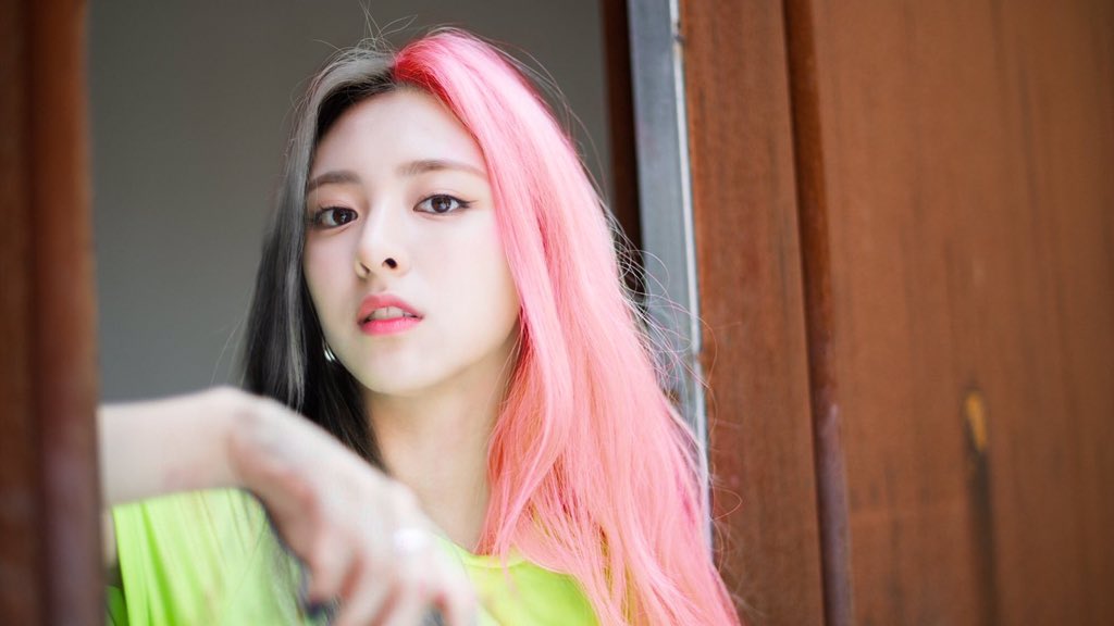 1stmingyuna's tweet photo. @vibedisx https://t.co/RoZHGdkK0b