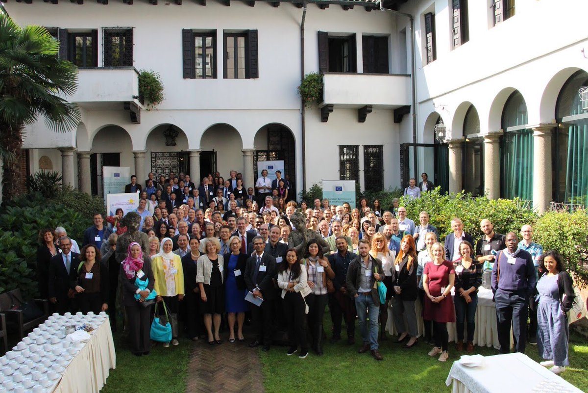 Time for group pictures here at #GSRS19 📷 📸 📷