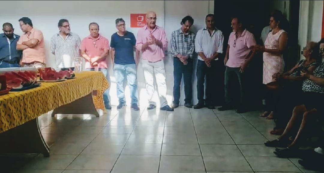CONTRAFBRASIL's tweet photo. 👩🌾👨🌾#Fetraf Goiás discute com @Incra_oficial a obtenção de terras e a titulação de #Assentamentos. Na agenda da #SemanaDeLutas em defesa da #AgriculturaFamiliar e #ReformaAgraria, a direção também participou da inauguração da TVT Goiás da @CUTGoias. 👇
https://t.co/YwjRO7knjI https://t.co/UkmbNO9i8q