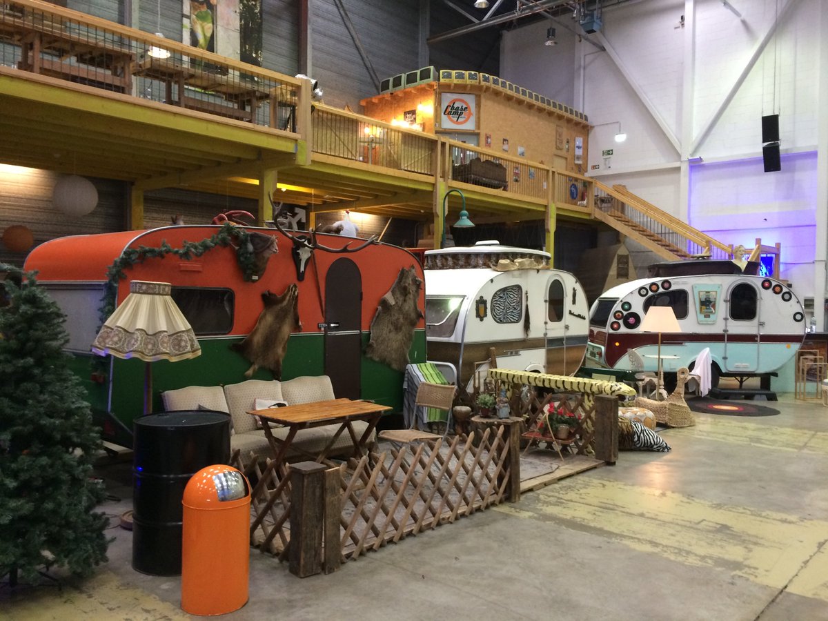 Habt Ihr schon gesehen, dass wir Studi-Tickets anbieten? Bis zum 11. Oktober könnt Ihr Euch noch vergünstigt anmelden. Verpasst nicht die Premiere von c/o data science am 12. November im <a href="/BaseCampBonn/">BaseCamp Bonn</a>. #DataScience #Hacksession #Barcamp #UseCases co-datascience.de/tickets/