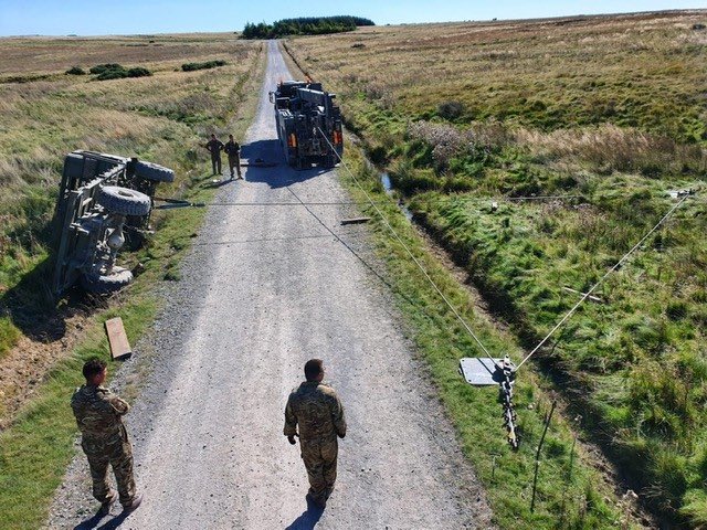 CO 102REME tweet media