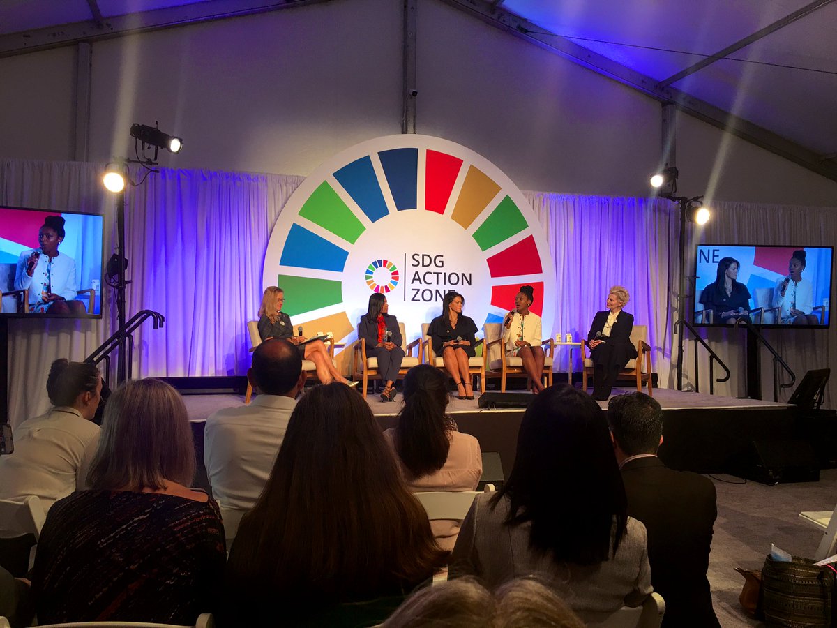 Real_Leaders's tweet image. The rest of our team is at the #SDGActionZone for the Women Who Lead Panel 🙌