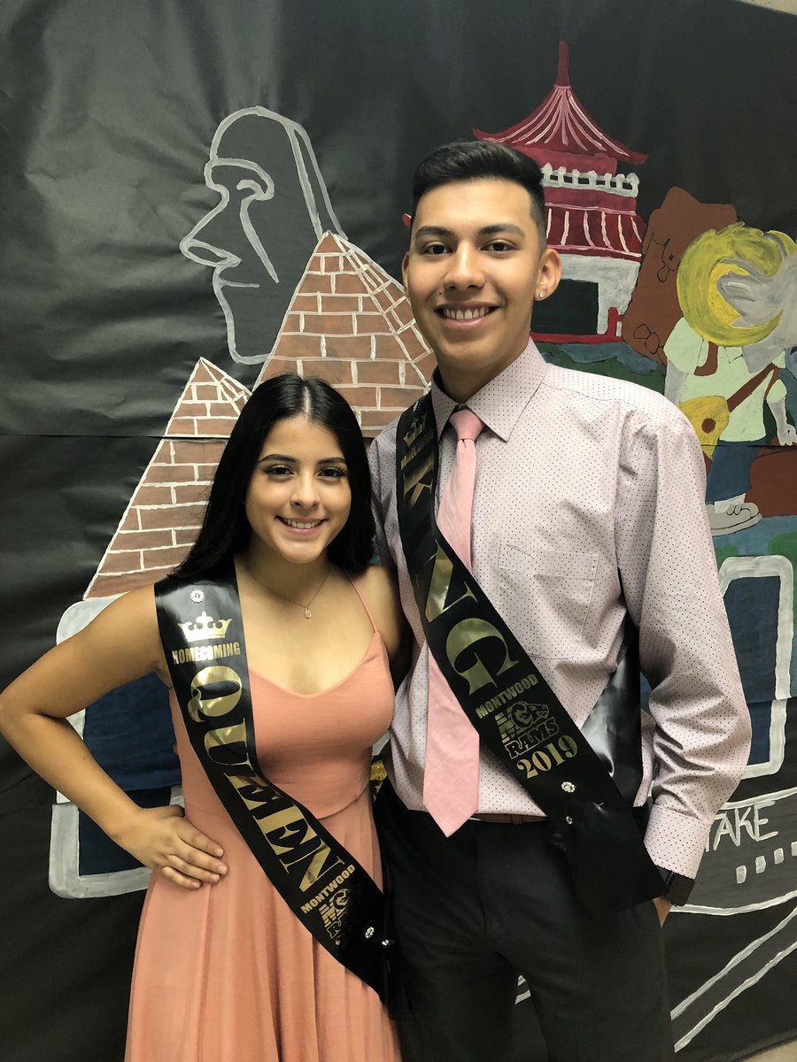 ysolis_mhs's tweet photo. MHS Homecoming court is ready for tonight’s parade. Come join us starting at 6:00 PM. @MontwoodHS #TeamSISD https://t.co/RpoiTTy1nr