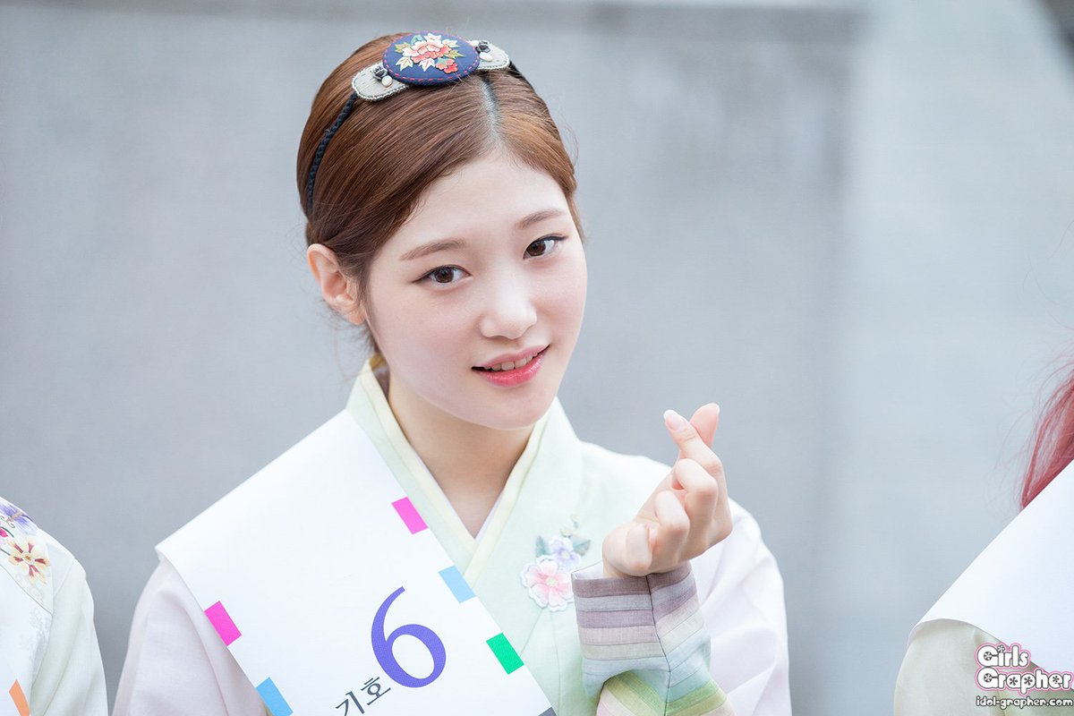 오늘도 채연한 하루 tweet media