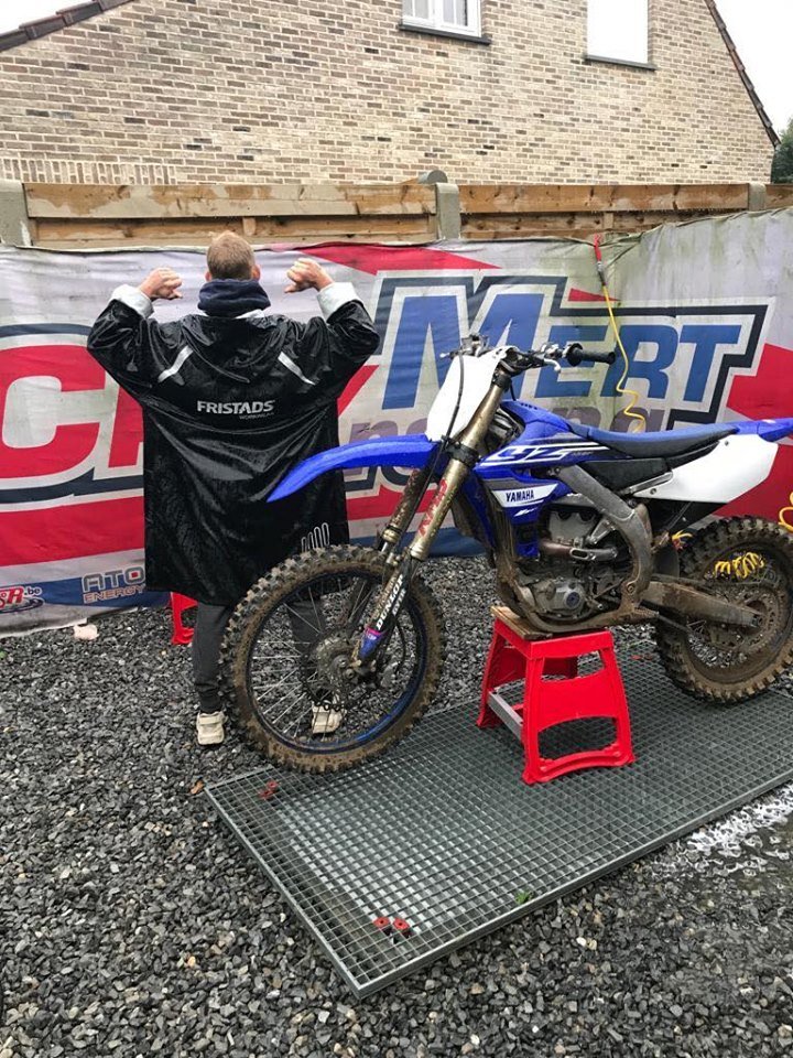 🌧️ No matter the weather, always bring your own <a href="/FristadsBenelux/">Fristads Benelux</a> #Workwear 🌧️ #letsgettowork <a href="/CreyMertRacing/">CreyMert Racing</a>