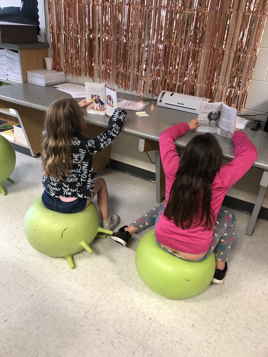 MsDervisevic's tweet photo. Writing questions to authors about our stories! #StaminaReading https://t.co/TGT2WKk6Ra