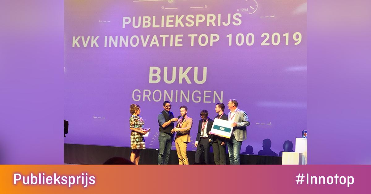 Claudia Zuiderwijk, CEO van KVK, heeft de publieksprijs van de KVK Innovatie Top 100 uitgereikt! Gefeliciteerd <a href="/BUKUnl/">bulun</a> #innotop